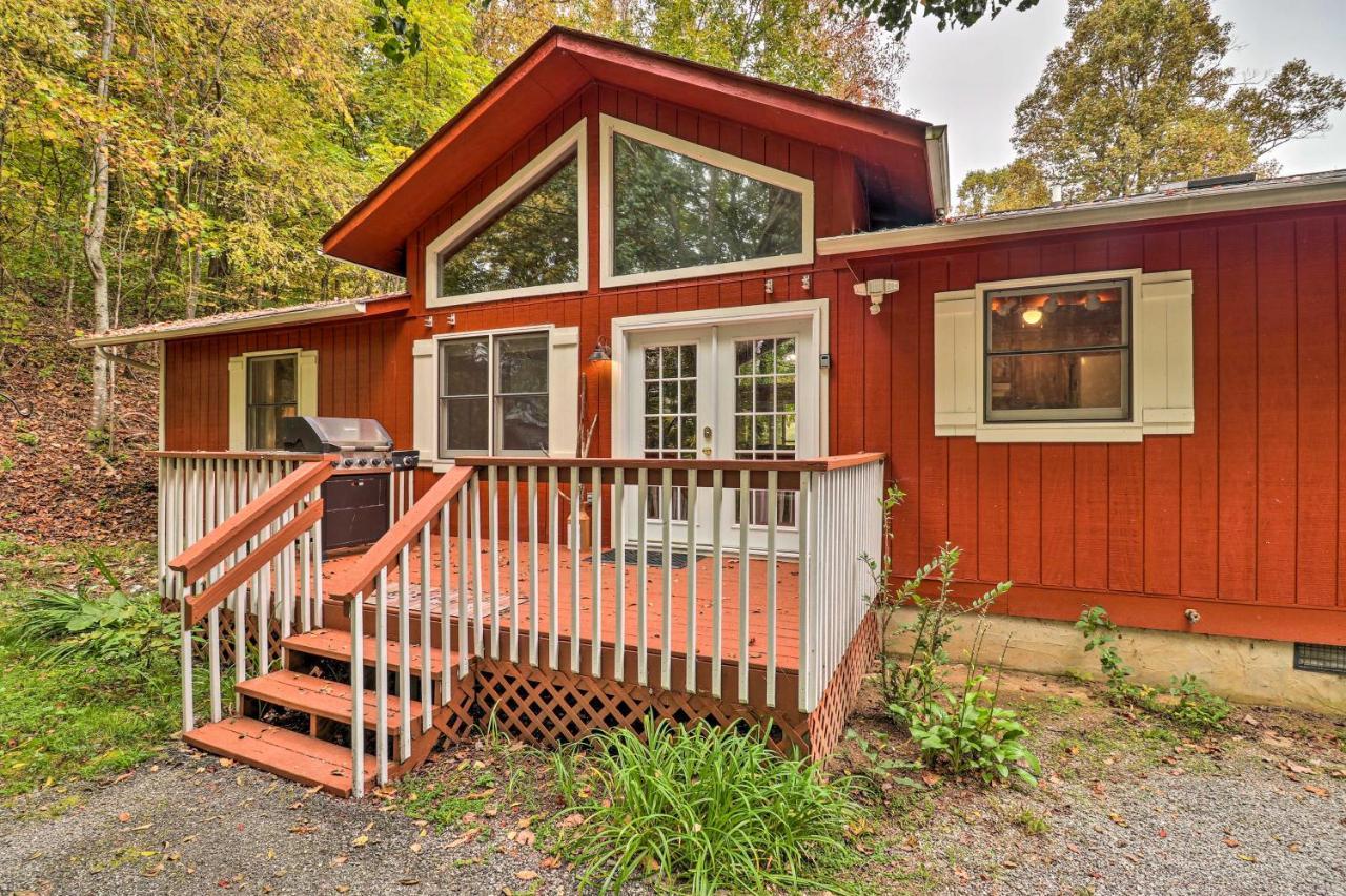 Rustic Red Cabin With Deck In Maggie Valley Club! Villa Exterior foto