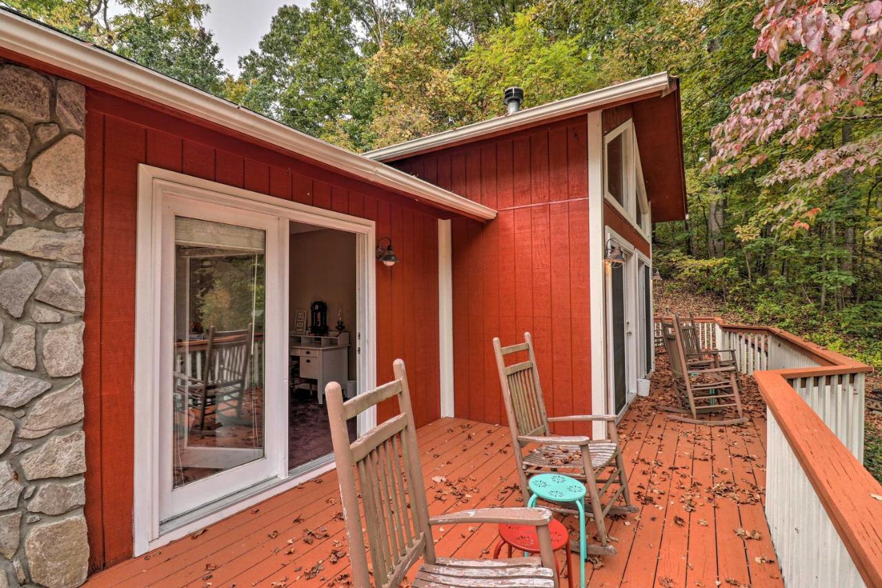 Rustic Red Cabin With Deck In Maggie Valley Club! Exterior foto